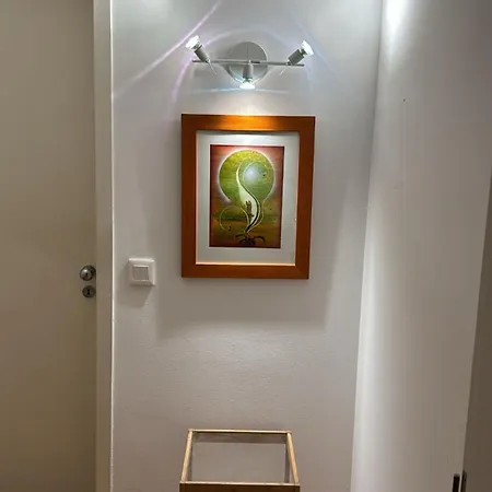 With Three Bedroom In Historic Largo Do Carmo Apartment